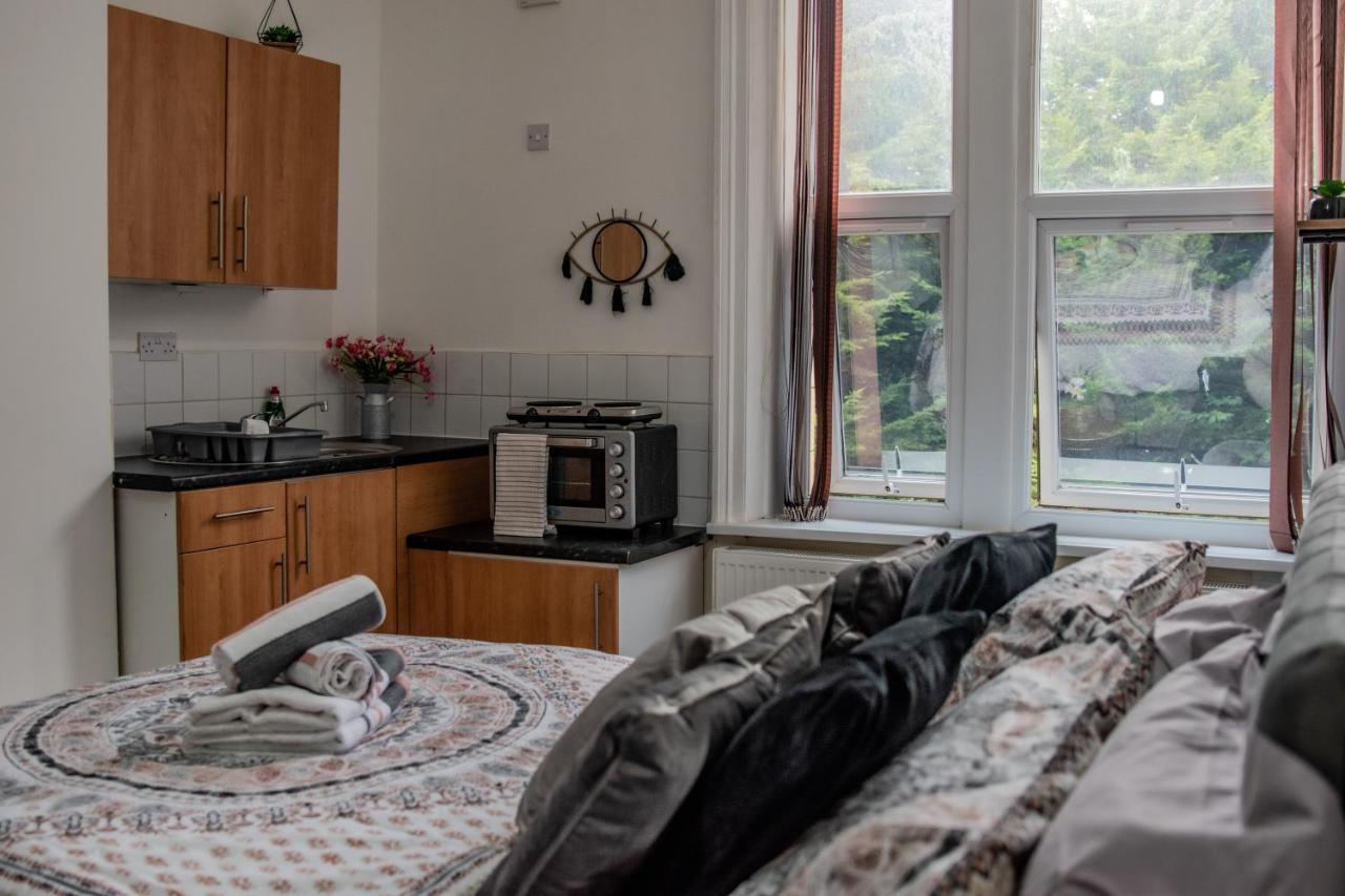 Bv Comfy Studio At Maningham Lane Bradford Apartment